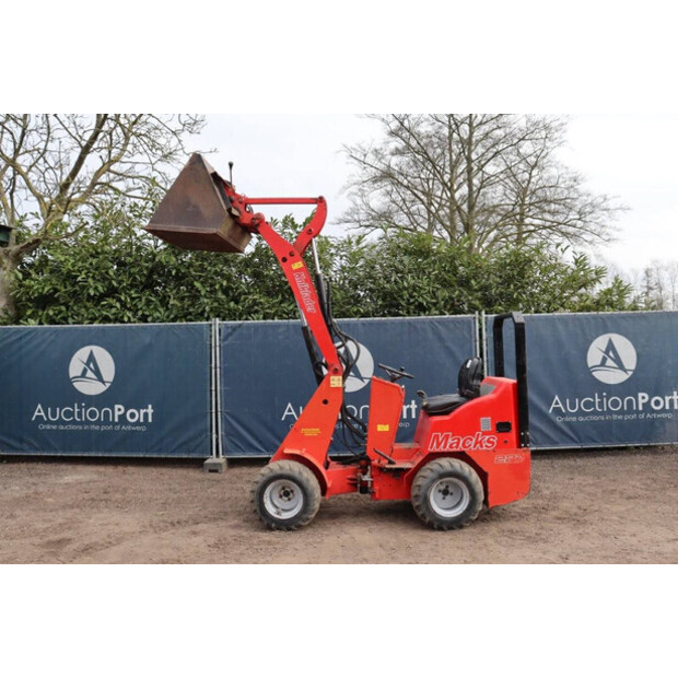 2009 Macks 227-45416441