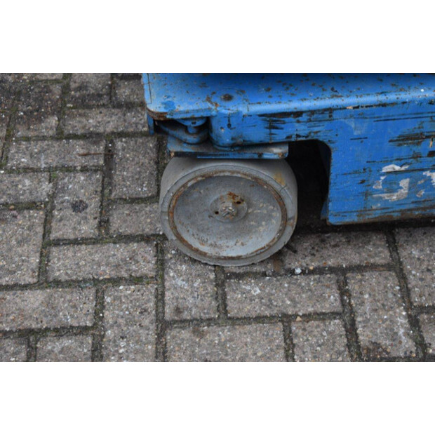 2015 Genie GR-15-45416774