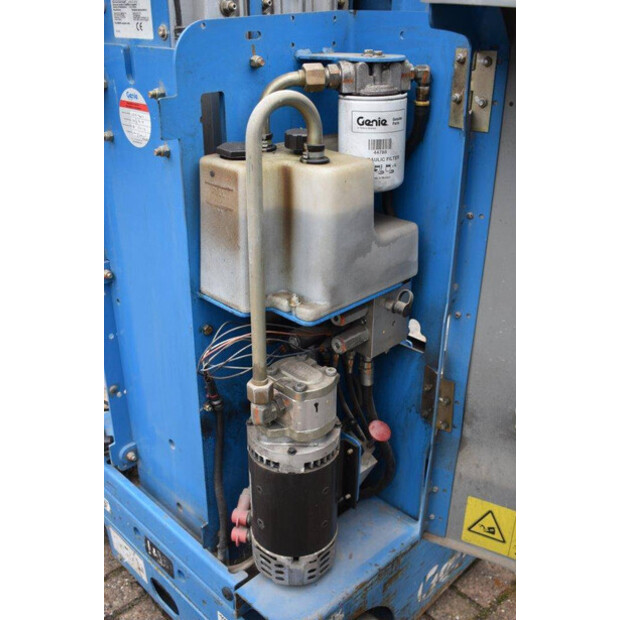 2015 Genie GR-15-45416781