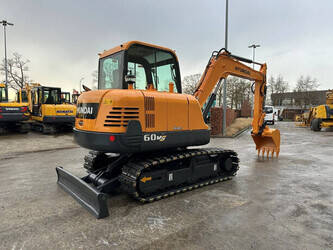 2018-hyundai-r60vs-1415242-45416927