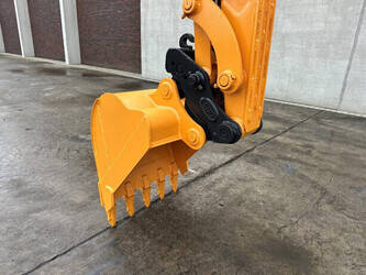 2018-hyundai-r60vs-1415242-45416931