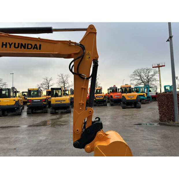 2018 Hyundai R60VS-45416935