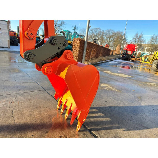 2016 كوبوتا KX155-5-45417016