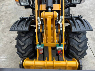 2025-wolf-mini-750-1415248-45417194