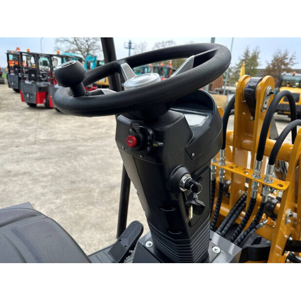 2025 وولف Mini 750-45417216