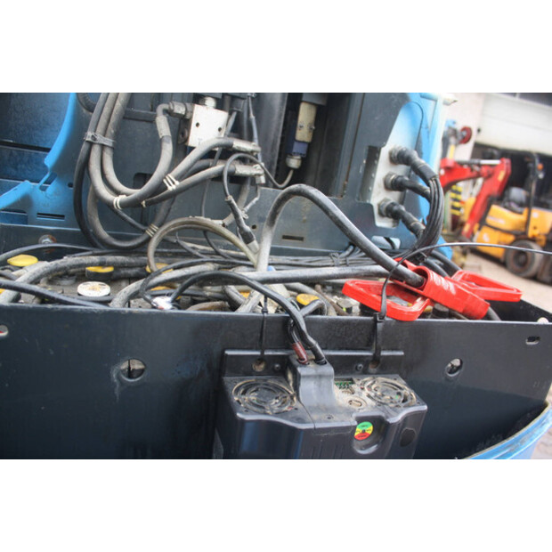 2015 ATN 880R-45417594