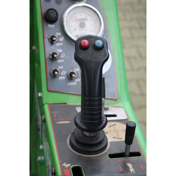 2018 Avant M528RIMCT-45417759