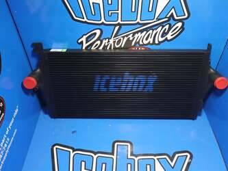 Image de Charge Air Cooler Freightliner New À vendre à États-Unis
