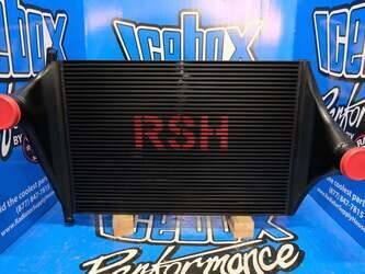 Image de Refroidisseur d'air de suralimentation Charge Air Cooler Freightliner New