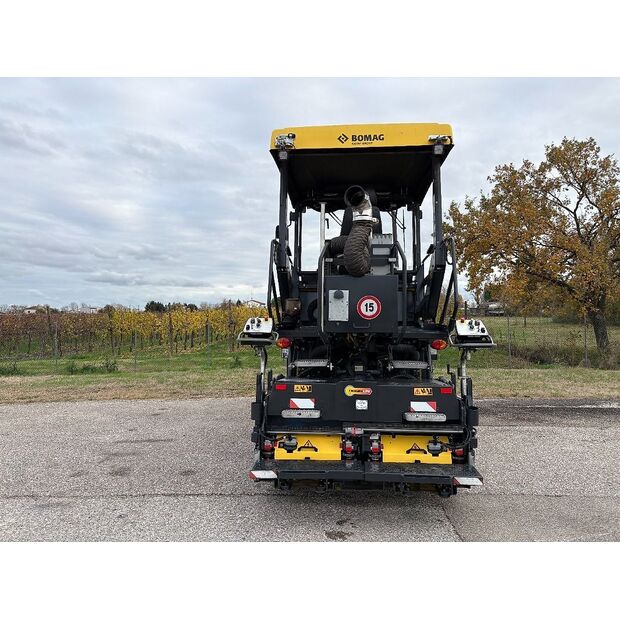 BOMAG BF 300 P-2-45420349