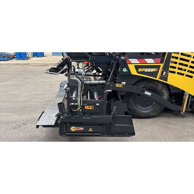 BOMAG BF 300 P-2-45420353