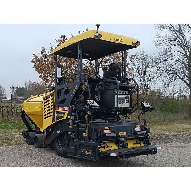 BOMAG BF 300 P-2-45420381