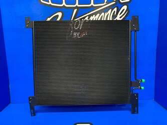 صورة ل مكثفات التيار المتردد انترناشونال جديد للبيع في الولايات المتّحدة