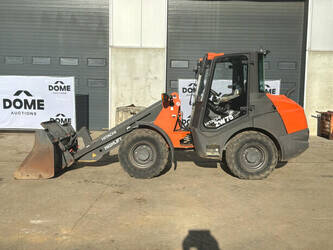 2019-hitachi-zw75-1416650-45420707