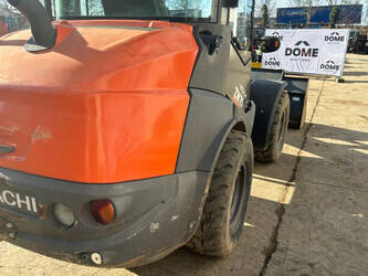 2019-hitachi-zw75-1416650-45420729