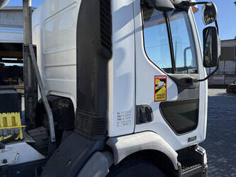 2005-renault-rincheval-1416656-45420963