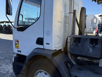 2005-renault-rincheval-1416656-45420969