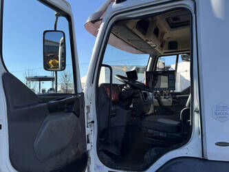 2005-renault-rincheval-1416656-45420970