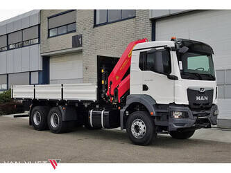 صورة ل شاحنات الرافعات 2023 مان TGS 33.400 BB