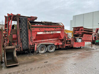 2001-finlay-798-1416666-45421308