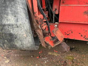 2001-finlay-798-1416666-45421346