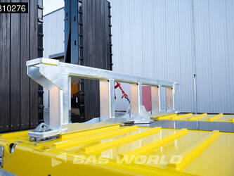 nukte-trailer-others-1412255-45421657