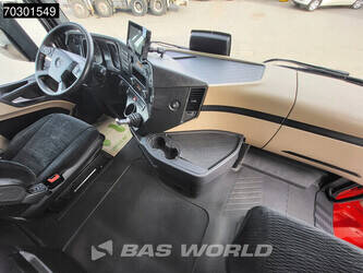 2019-mercedes-benz-actros-1942-1350316-45421829