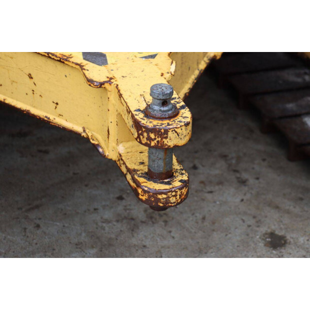 Caterpillar D6T LGP-45422013