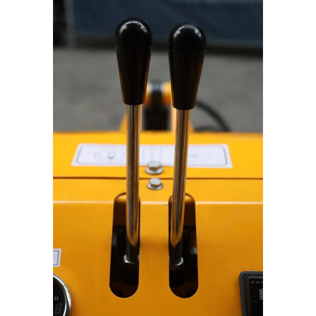 2025 Landward ST490-45422085