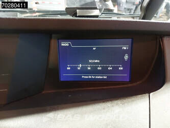 2017-volvo-fh-460-1390431-45422108