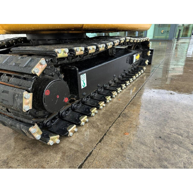 2017 Caterpillar 305.5E2-45422191