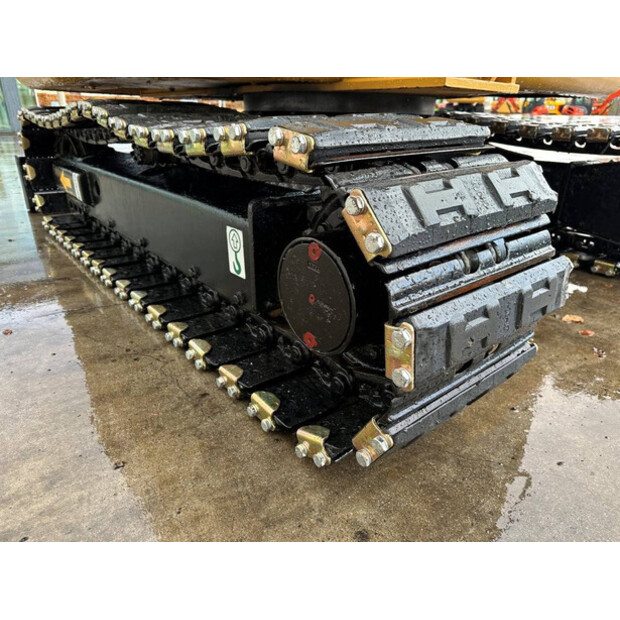2017 Caterpillar 305.5E2-45422193