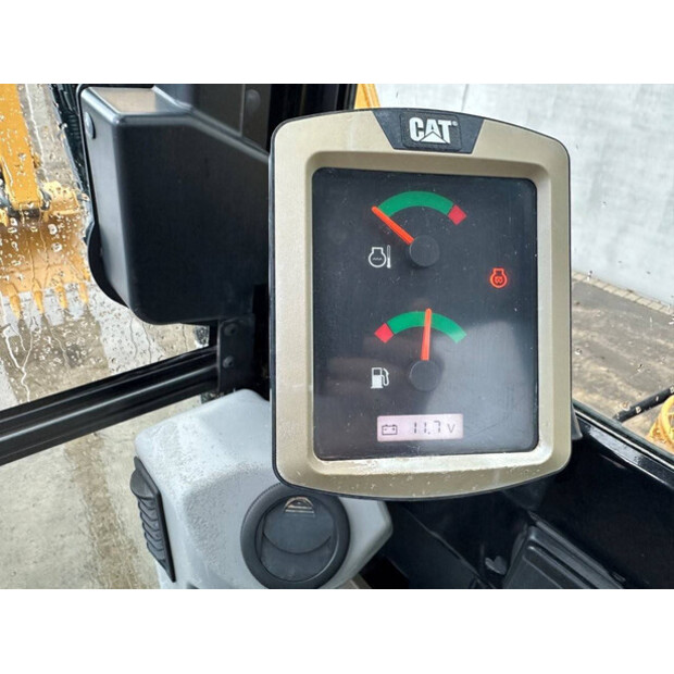 2017 Caterpillar 305.5E2-45422212