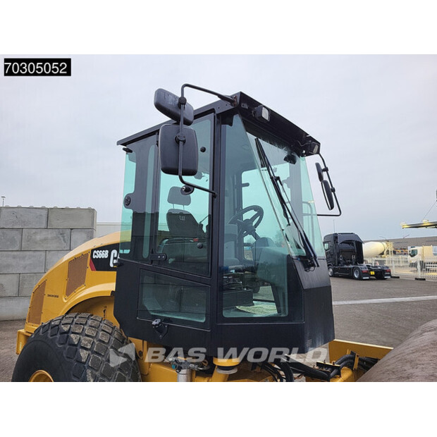 2017 Caterpillar CS66B-45422483