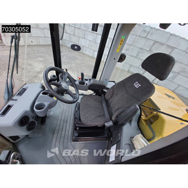 2017 Caterpillar CS66B-45422485