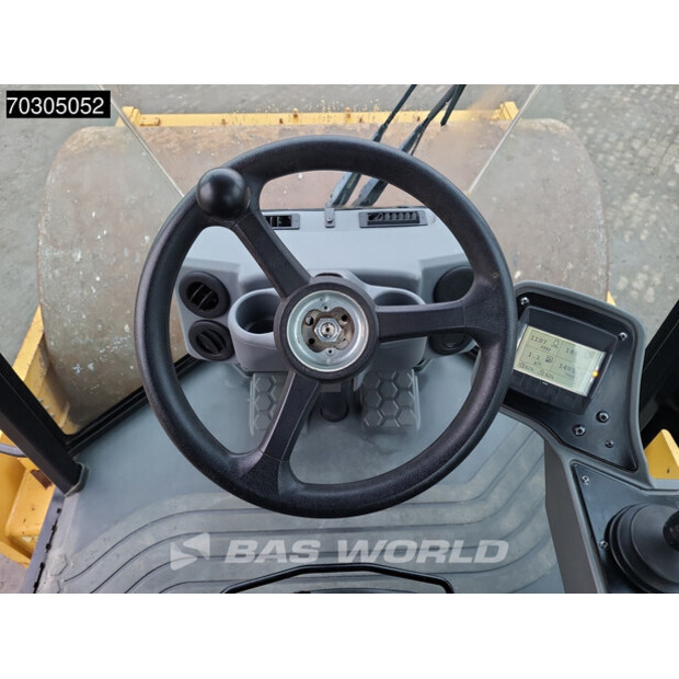 2017 Caterpillar CS66B-45422486