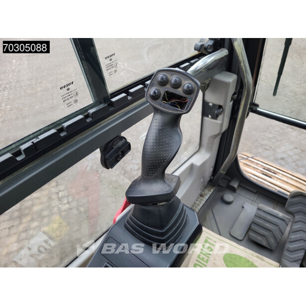 2017 فولفو EC300EL-45422529