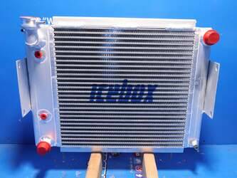 صورة ل Radiator - Aluminum كاس جديد للبيع في الولايات المتّحدة