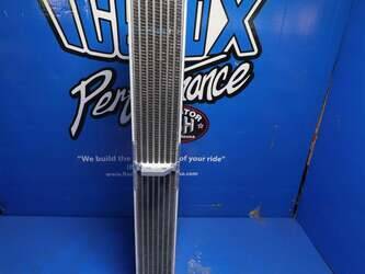 صورة ل مبردات الزيت مبردات الزيت كاتربيلر جديد