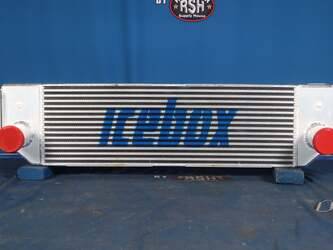 صورة ل قطع الغيار مبرد هواء الشحن كاتربيلر جديد