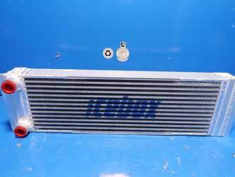 صورة ل قطع الغيار مبردات الزيت كاتربيلر جديد