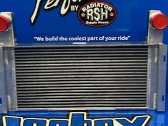 صورة ل مبرد هواء الشحن جون دير جديد