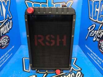 صورة ل Radiator - Aluminum جون دير جديد