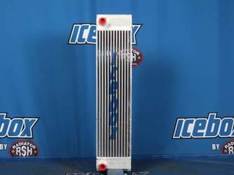 صورة ل قطع غيار مبردات الزيت جون دير جديد