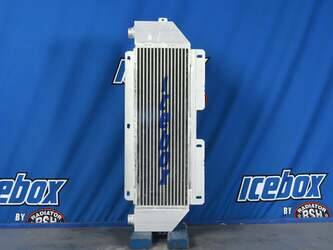 صورة ل مبردات الزيت جون دير جديد