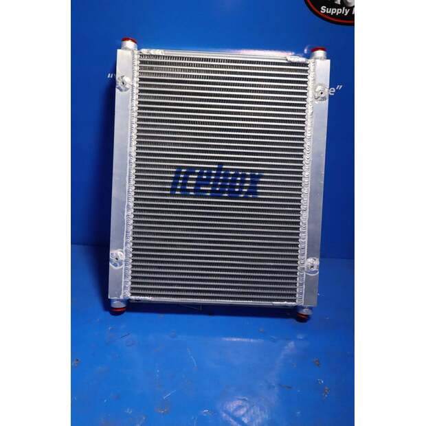 Oil Cooler SKYTRAK New-45426839