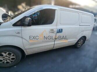 2010-hyundai-grand-starex-1421889-45435435