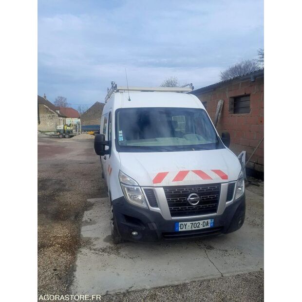 2015 NISSAN NV400-45440983