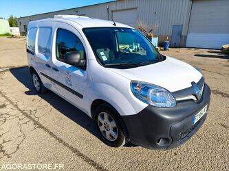 صورة ل شاحنات التي تسيطر عليها درجة الحرارة 2021 رينو Kangoo