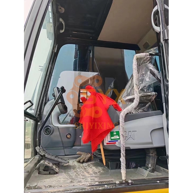 2023 Caterpillar 330D-45441558